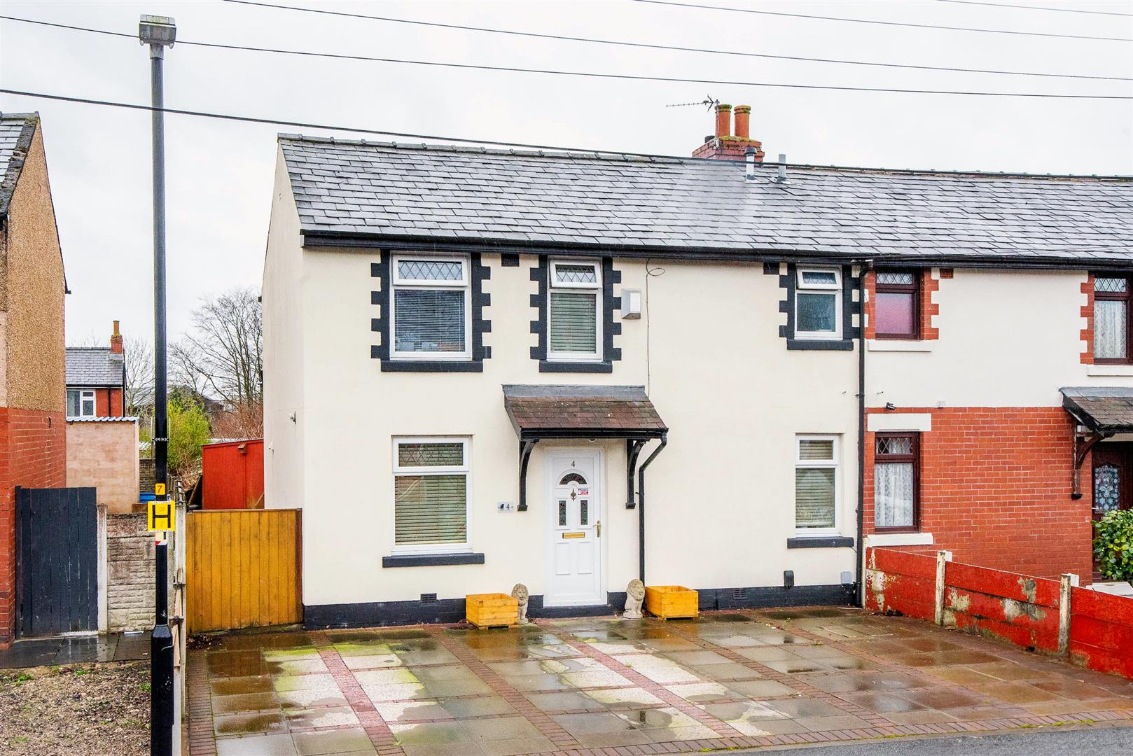 3 bed property in Shakespeare Terrace, Chorley